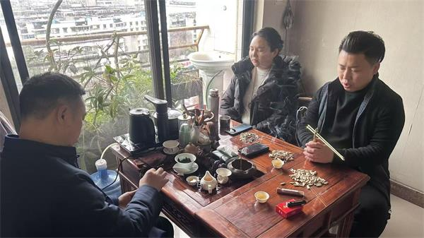 蒋建文常务副会长成都之行:深耕调研,赋能古法中医新发展 蒋建文常务副会长成都之行:深耕调研,赋能古法中医新发展